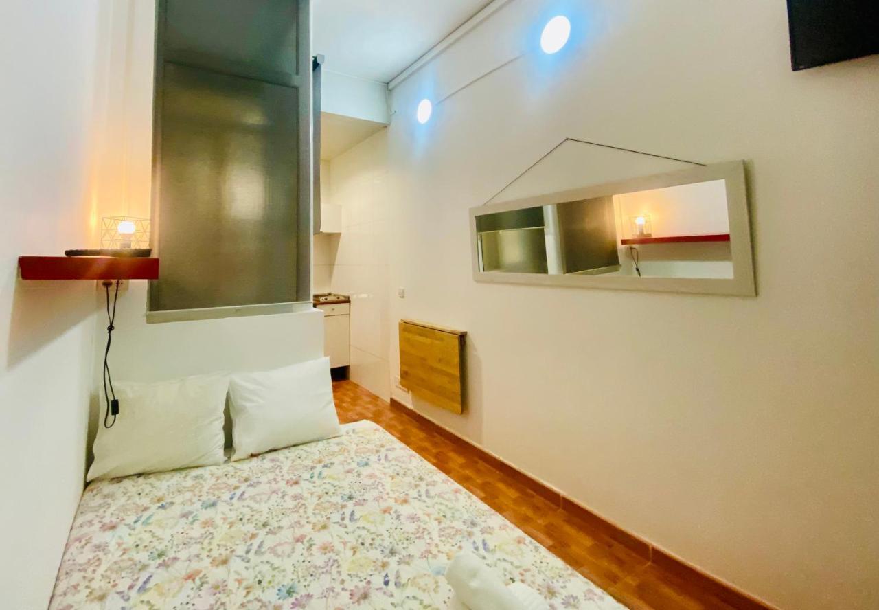 01 Apartamento 2 ,3 Leilighet Barcelona Eksteriør bilde